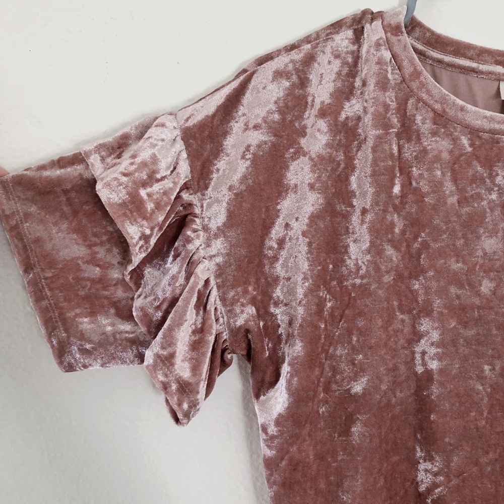Pink velvet ruffle blouse - Picture 3 of 5